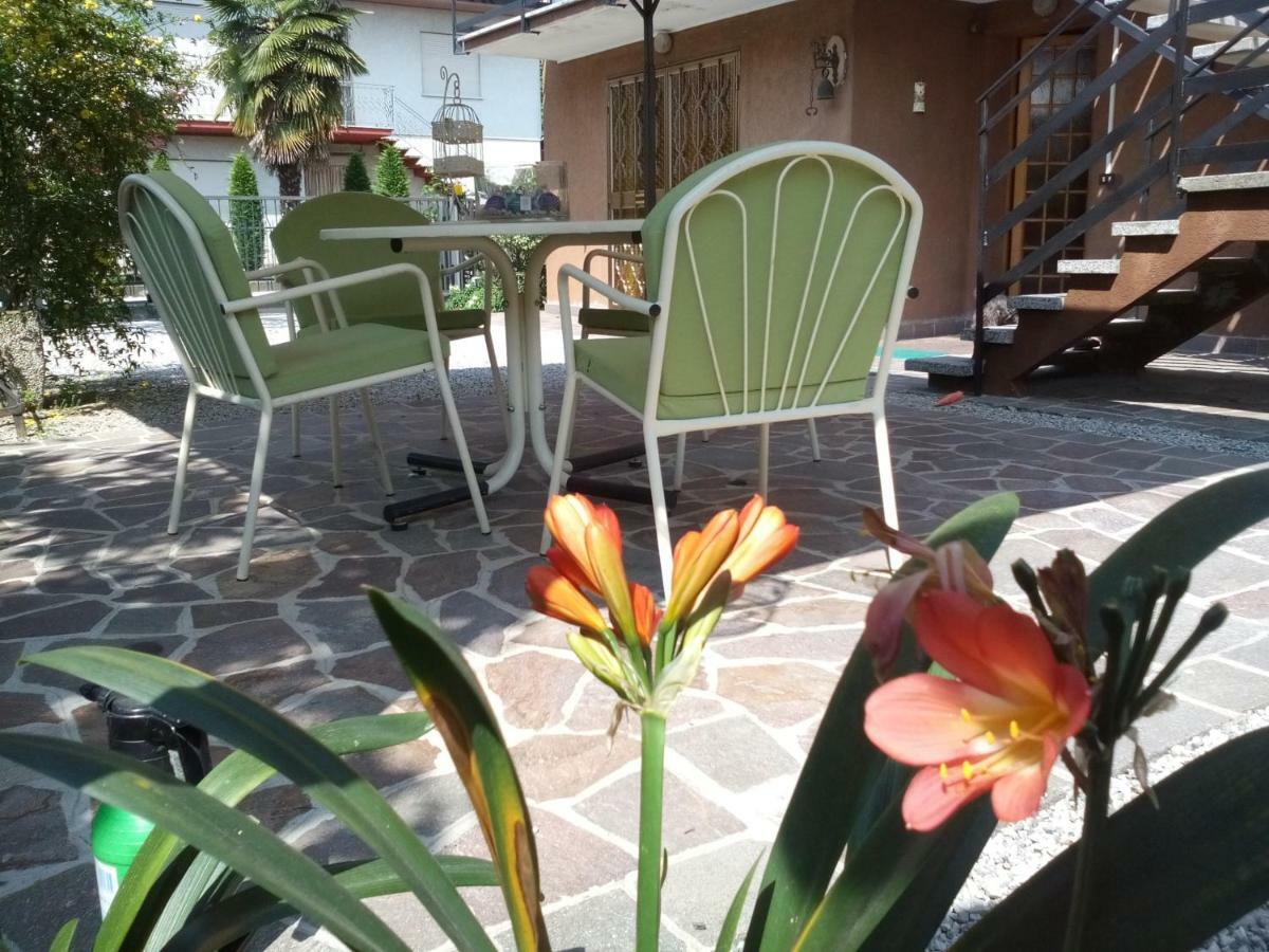 Casa Emanuela Bed & Breakfast Piazzola sul Brenta Exterior photo