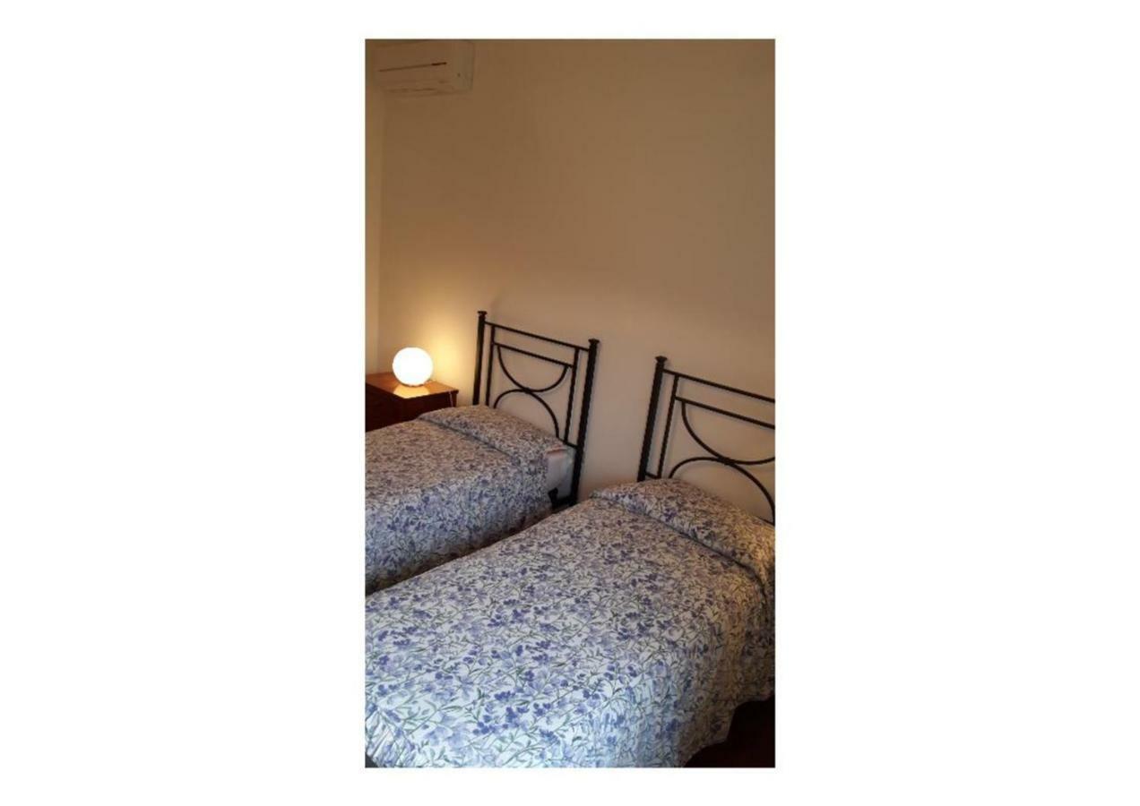 Casa Emanuela Bed & Breakfast Piazzola sul Brenta Exterior photo